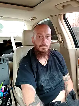 deepinnnnn online show from February 11, 2025, 10:28 pm