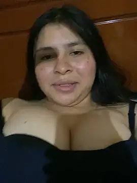Snapshot of MaryC18 chatting on December 29, 2024, 4:59 am MaryC18 online show from December 29, 2024, 4:59 am
