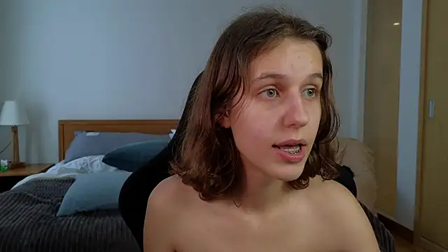 VanessaBayer2 online show from March 16, 2025, 3:58 am