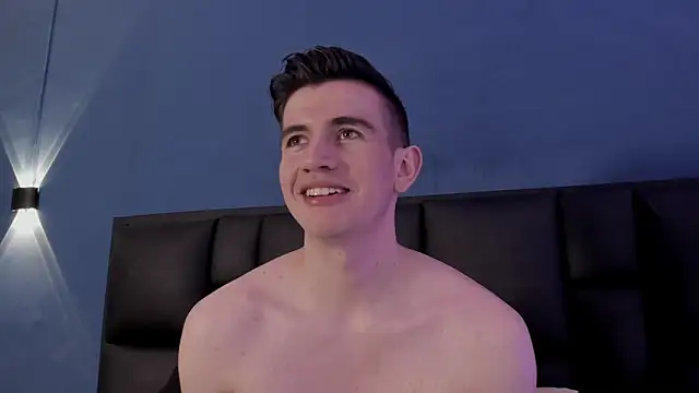 Snapshot of MikaelSlow chatting on October 18, 2025, 4:15 am MikaelSlow online show from October 18, 2025, 4:15 am