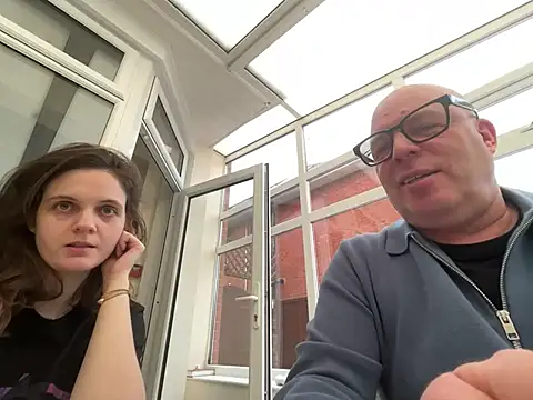 Snapshot of EllieDay chatting on January 13, 2026, 2:33 pm EllieDay online show from January 13, 2026, 2:33 pm