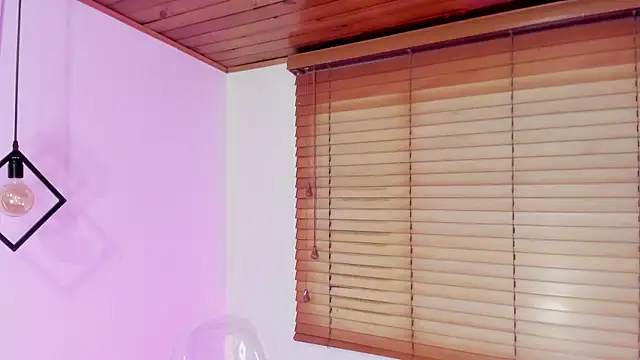 GENNESIS LOVE online show from December 23, 2025, 4:10 am