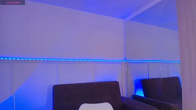 Snapshot of Ela_Doll_ chatting on January 17, 2026, 1:16 pm Ela Doll online show from January 17, 2026, 1:16 pm