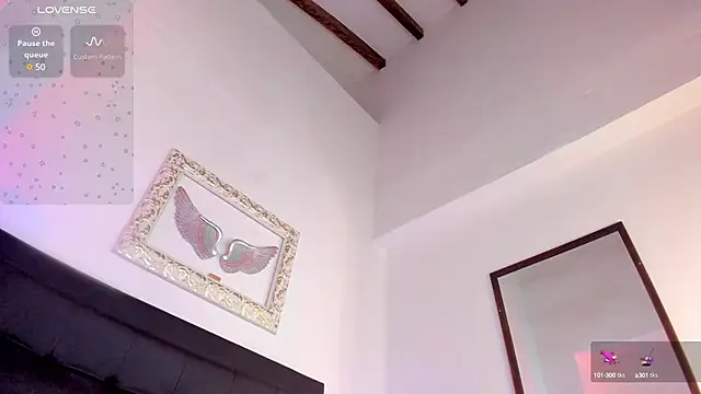 Mia 222 online show from February 18, 2025, 3:32 pm