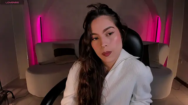 MarianneLane online show from November 28, 2025, 11:51 pm