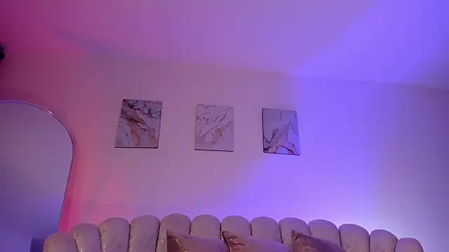 Snapshot of DonnaStonne chatting on February 20, 2026, 6:26 am DonnaStonne online show from February 20, 2026, 6:26 am