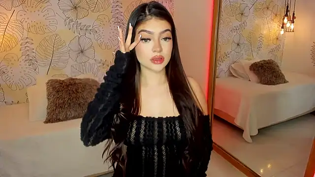 Mariana Baez online show from March 3, 2025, 9:37 pm