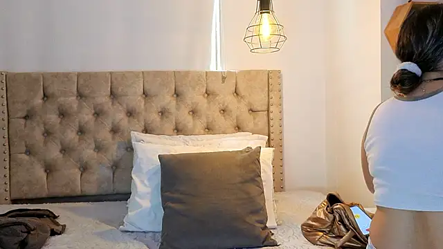 Snapshot of Anya_Texas chatting on February 6, 2026, 5:27 pm Anya Texas online show from February 6, 2026, 5:27 pm