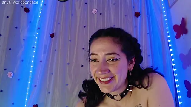 Tanya WorldBondage online show from April 10, 2026, 11:31 pm