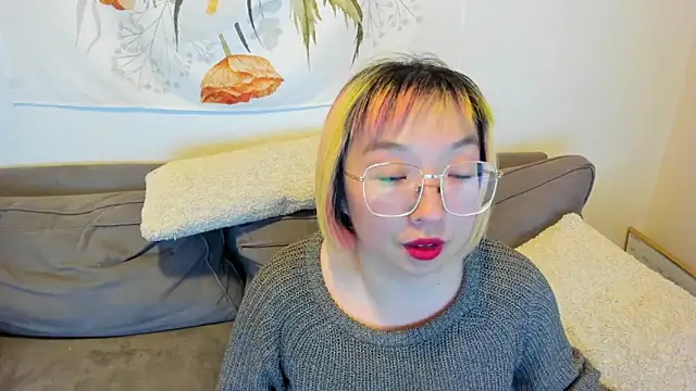 luxgray online show from January 24, 2025, 11:56 pm