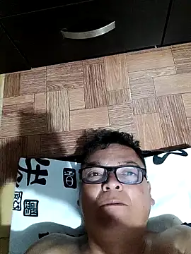 Anuviss lxx online show from November 13, 2025, 3:16 am