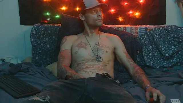 SoloMan2023 online show from September 17, 2025, 7:37 pm