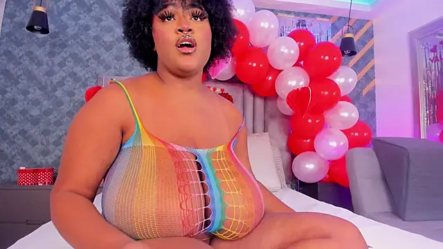 NiiaMoore online show from February 15, 2025, 8:22 pm