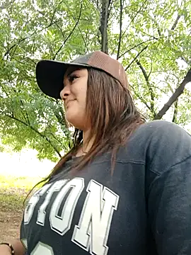 Liancy online show from December 5, 2024, 8:22 pm