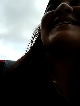 Liancy online show from February 3, 2025, 9:29 pm