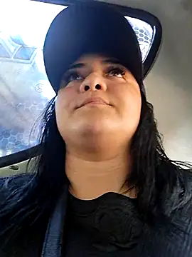 Liancy online show from March 14, 2025, 7:44 pm