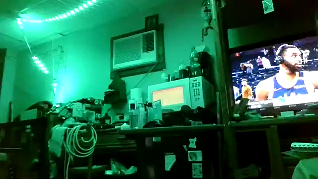 tongueispowerr6d9 online show from January 30, 2025, 6:46 am