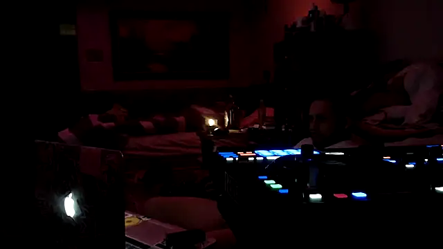 tongueispowerr6d9 online show from February 9, 2025, 7:38 am