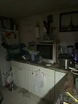 tongueispowerr6d9 online show from February 19, 2026, 9:05 am