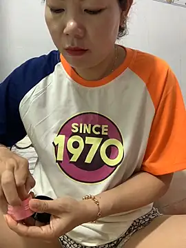 Baby-bigtits online show from November 6, 2025, 11:59 pm