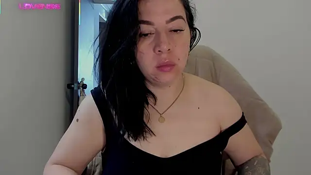 Im coco online show from November 11, 2025, 12:38 pm