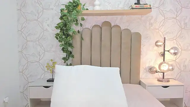 Roma  love online show from January 7, 2026, 11:56 am