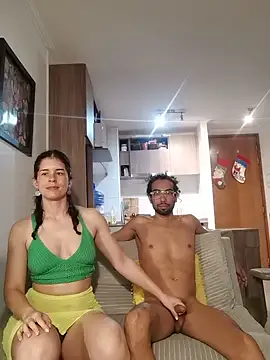 Redfloweer1 online show from December 28, 2024, 12:47 am