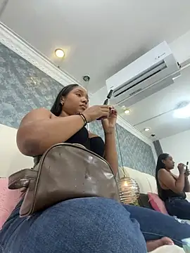 NaiomyLanes online show from March 26, 2026, 12:00 pm