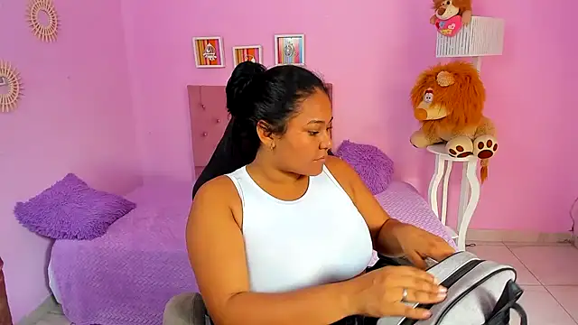 ariel milk online show from March 26, 2026, 7:30 pm