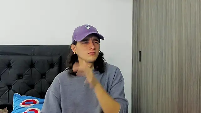 Snapshot of alex_connorr chatting on January 4, 2025, 5:26 pm alex connorr online show from January 4, 2025, 5:26 pm