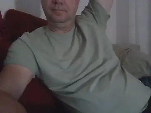 Snapshot of fikoivos chatting on July 13, 2026, 8:33 pm fikoivos online show from July 13, 2026, 8:33 pm