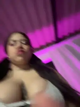 aliensexy online show from December 14, 2024, 4:12 am