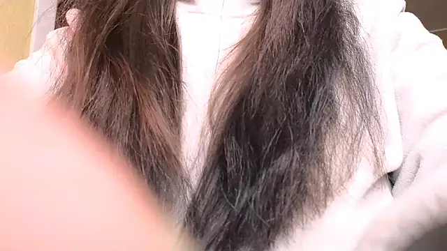 Erica Wayne online show from January 5, 2025, 6:35 am