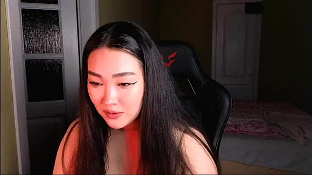 Erica Wayne online show from January 26, 2025, 5:23 pm