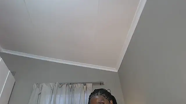 naughtyblackdolie online show from April 25, 2026, 2:47 pm