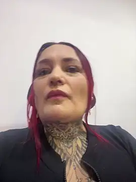 AmaraVelmet online show from September 11, 2025, 2:06 pm