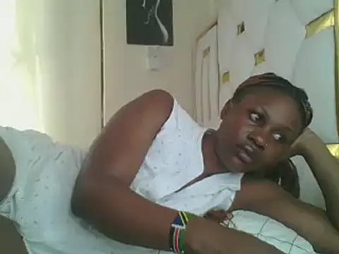 sweetlove05 online show from January 12, 2025, 1:48 pm