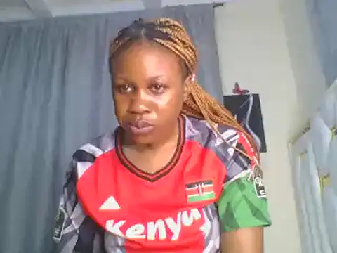 sweetlove05 online show from January 20, 2025, 2:11 am