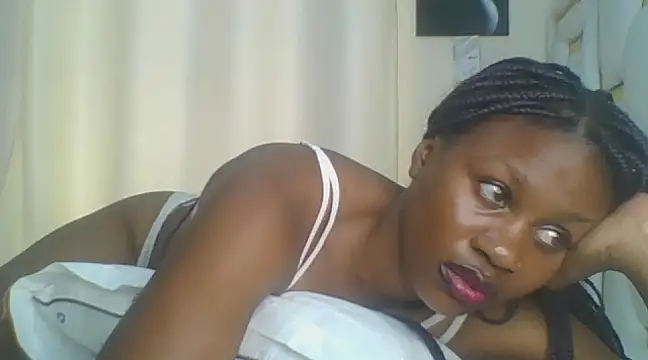 sweetlove05 online show from February 4, 2025, 6:14 am