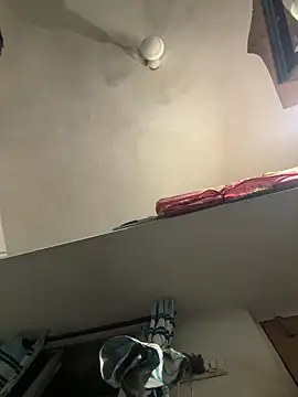 Snapshot of wildboy_simon chatting on October 20, 2025, 6:30 pm wildboy simon online show from October 20, 2025, 6:30 pm