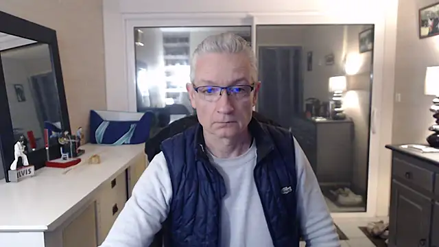 Goduleur69 online show from January 8, 2025, 10:37 pm