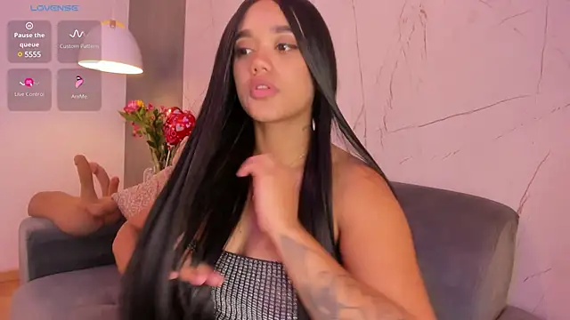 ElaEndez  online show from March 18, 2025, 3:53 pm