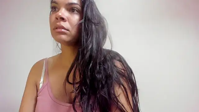 Snapshot of Sweetdreamses_ chatting on February 25, 2025, 1:28 pm Sweetdreamses online show from February 25, 2025, 1:28 pm