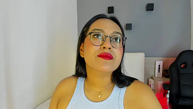 ellamontoya online show from January 4, 2025, 4:12 am