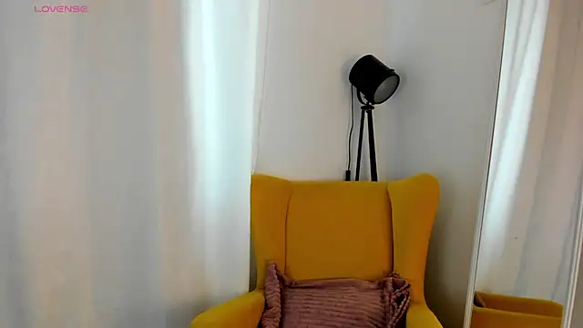 miissblonde online show from March 26, 2026, 3:12 am