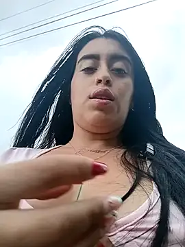 Freyja300 online show from January 3, 2025, 5:42 pm