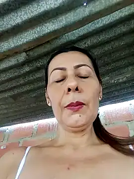 Mia-funny20 online show from December 2, 2024, 7:49 pm