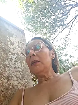 Mia-funny20 online show from March 4, 2026, 8:48 pm