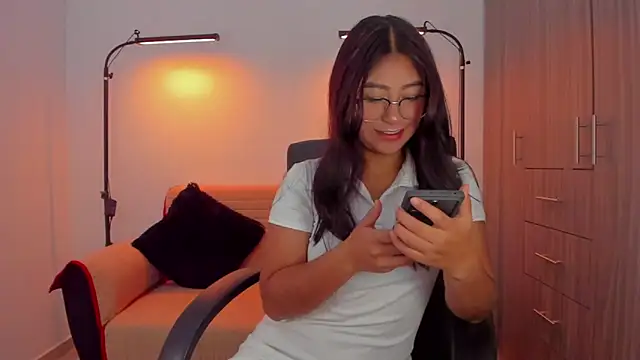 cloy baby   online show from December 18, 2025, 10:54 am