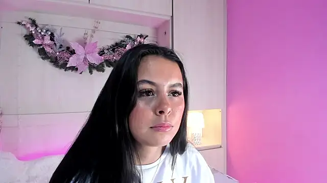 valerymeyerr online show from December 18, 2024, 4:09 am